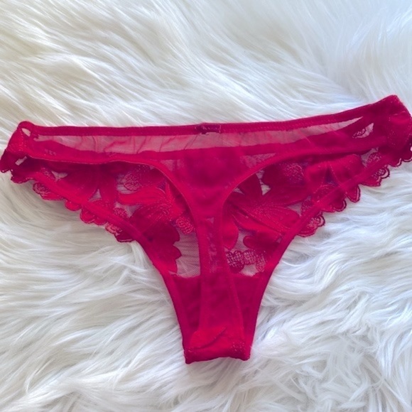 Victoria’s Secret Red Lillie’s appliqué thong - Picture 5 of 6
